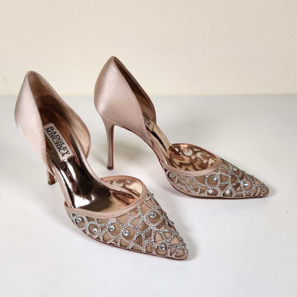 Badgley Mischka Tan Satin Dorsay Heels